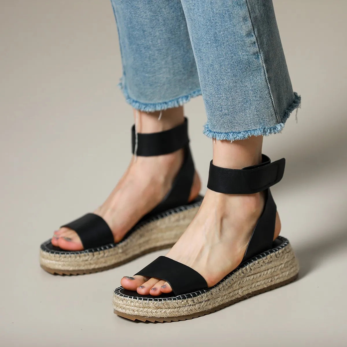 Anna-Berg | Black Ankle-Strap Leather Sandals
