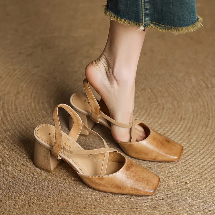 Anna-Berg | Black Pointed Toe Leather Heels