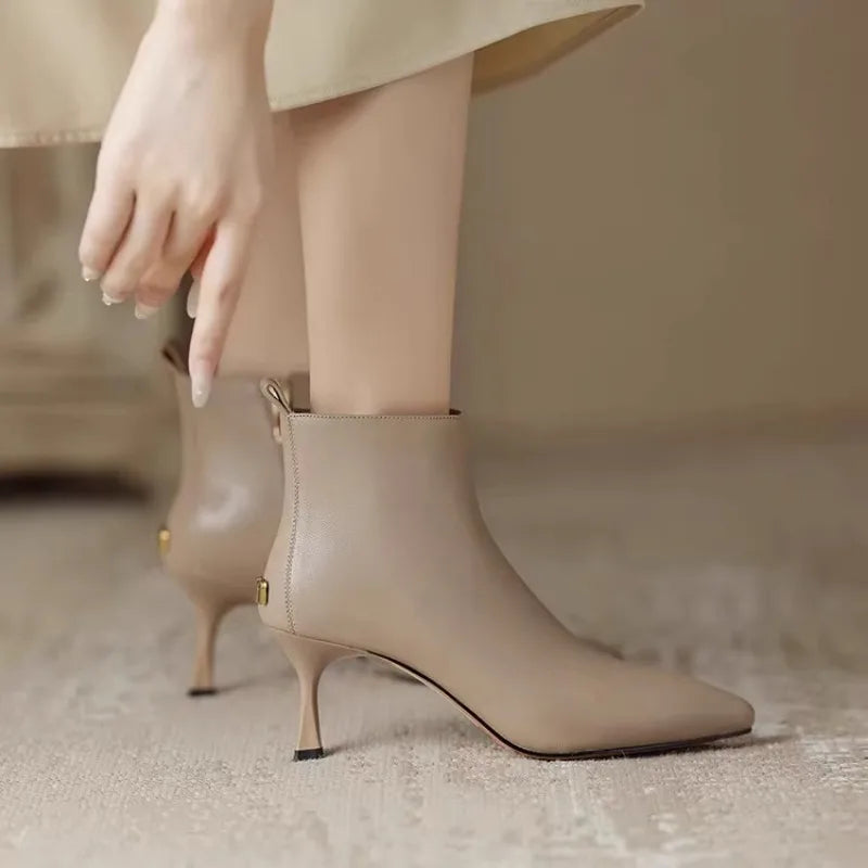Anna-Berg | Luxe Kitten Heel Boots