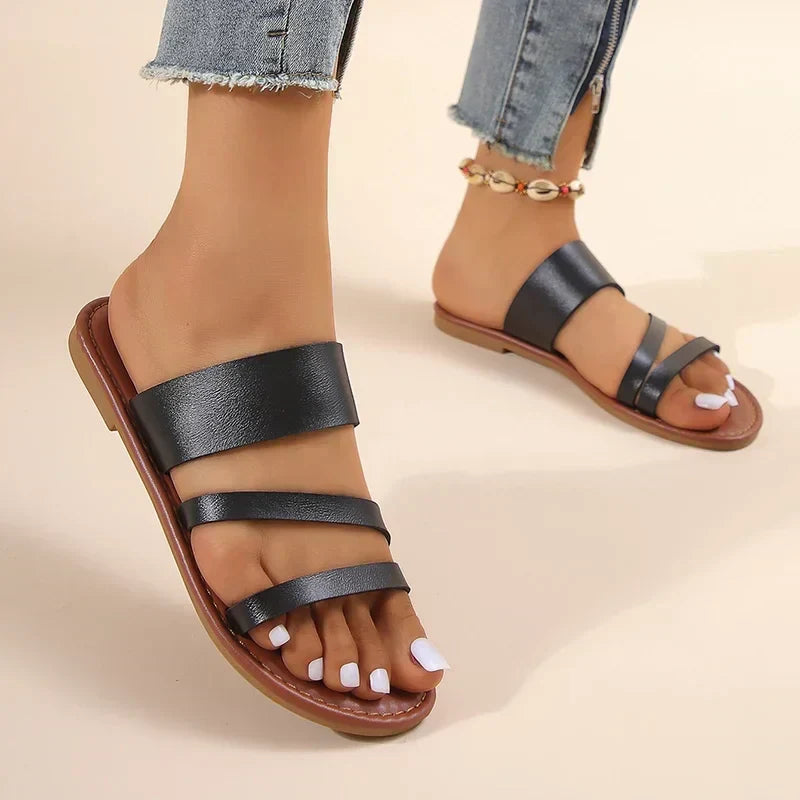 Anna-Berg | Elegant Flat Cushioned Sandals with Graceful Drape