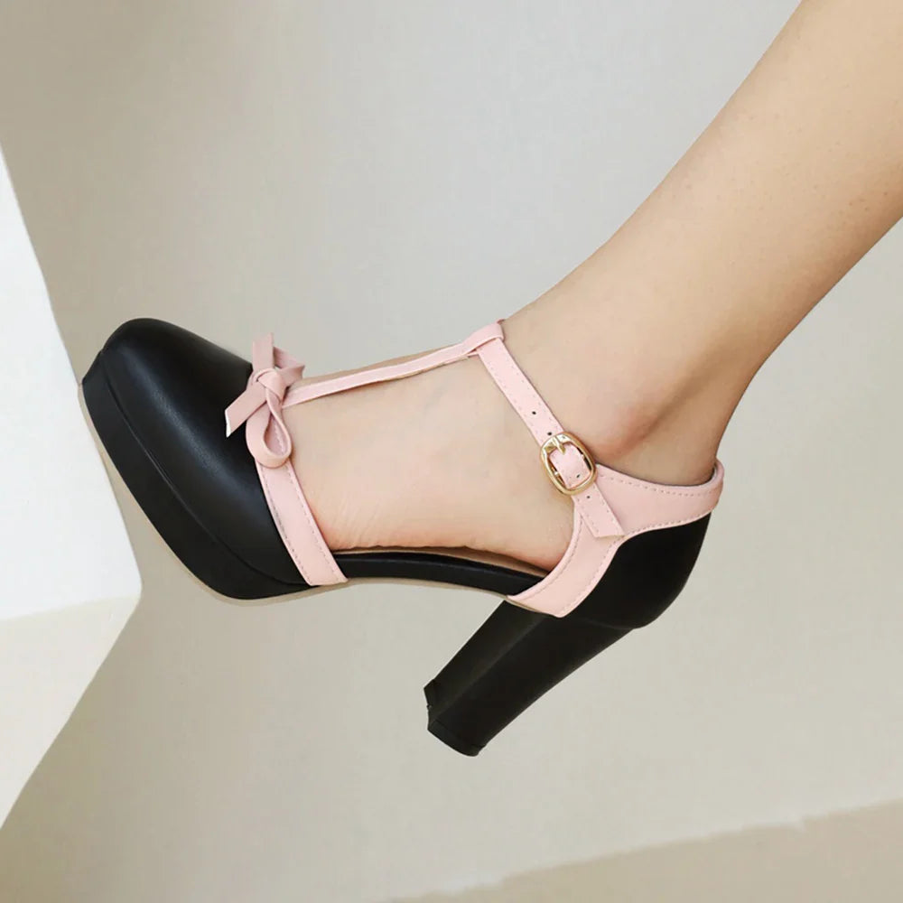 Anna-Berg | T-Strap Heels in Leather
