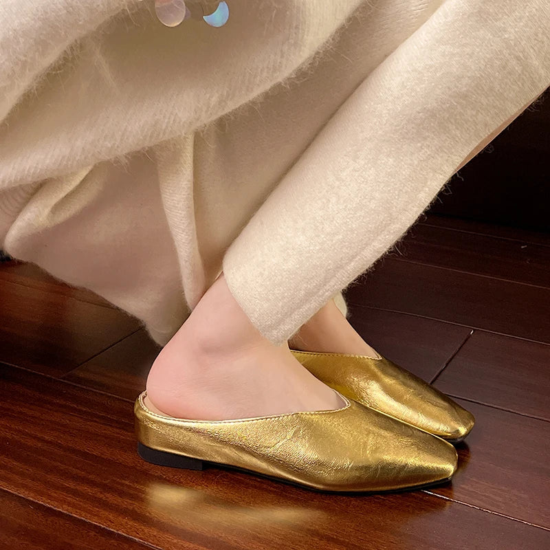Anna-Berg | Mules with Minimalist Design