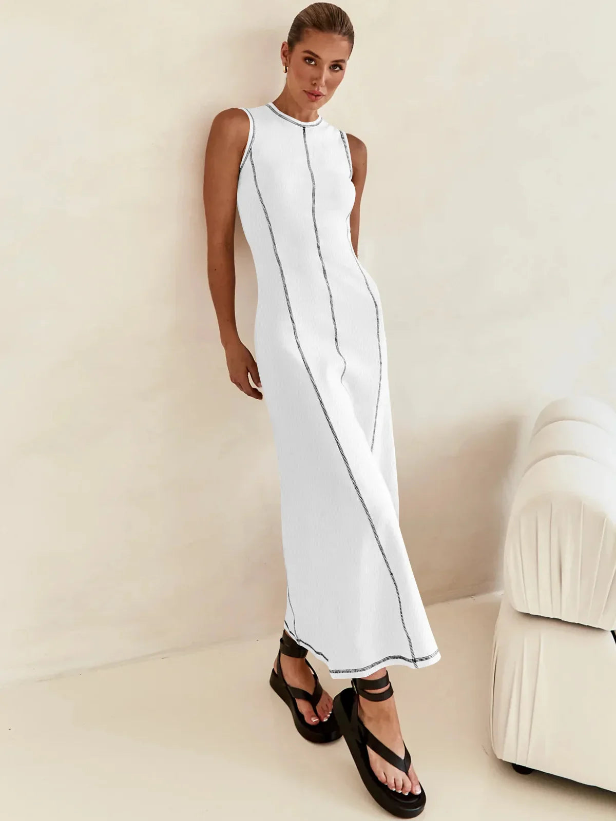Anna-Berg | Sleeveless Maxi Knit Dress
