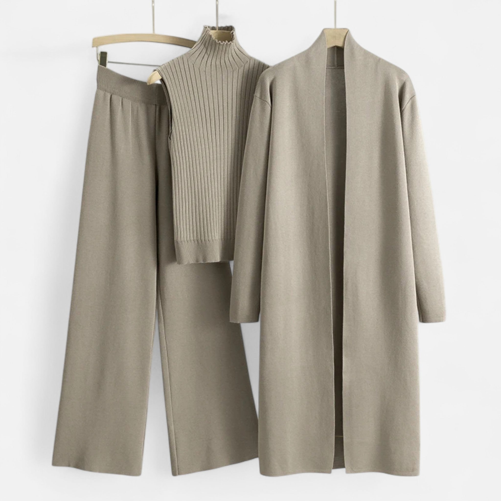 Anna-Berg | Three-Piece Set - Sleeveless Top, Wide-Leg Trousers, Longline Cardigan