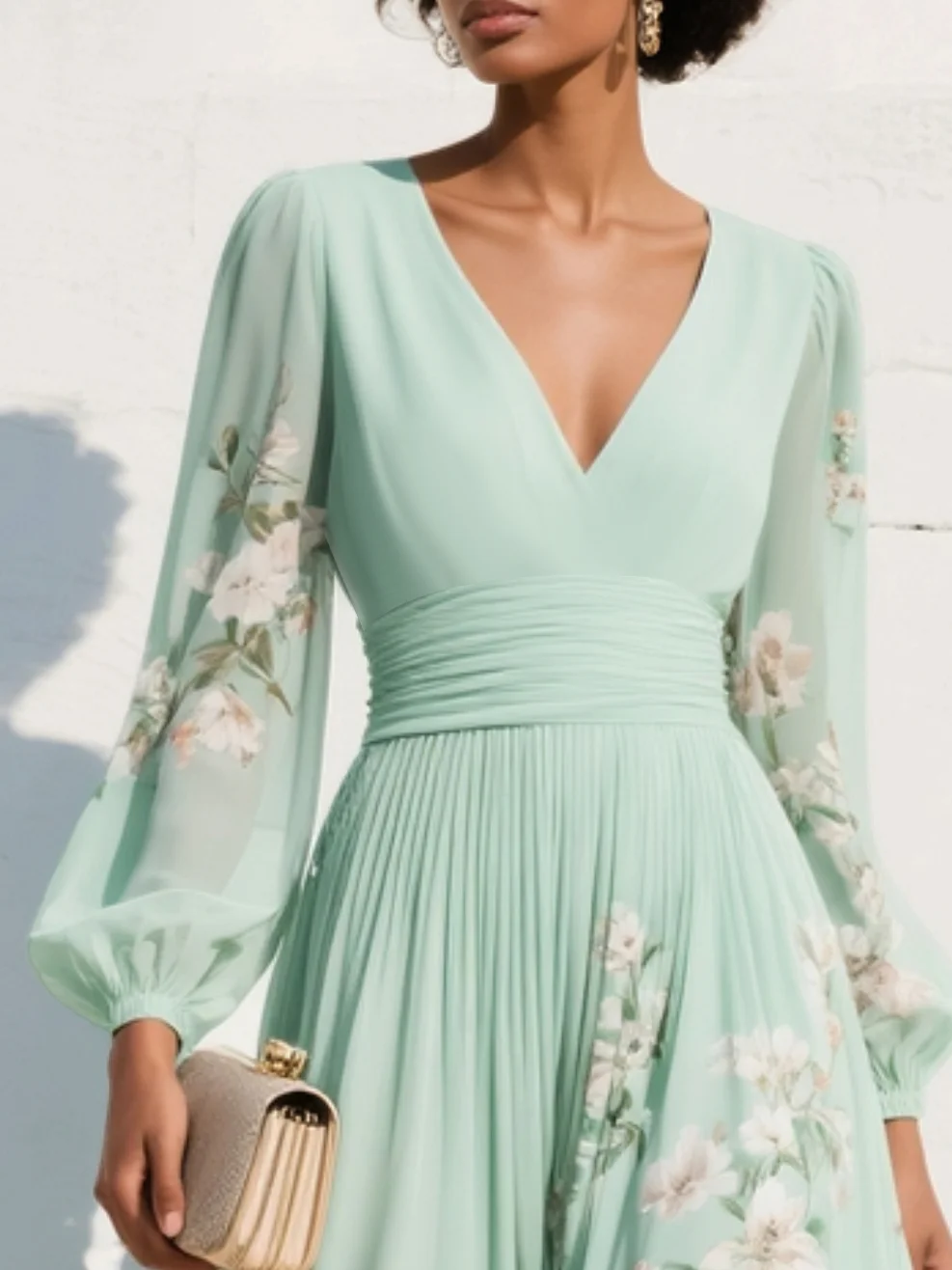Anna-Berg | Feminine Odelia – Floral Midi Dress With Flowing Silhouette