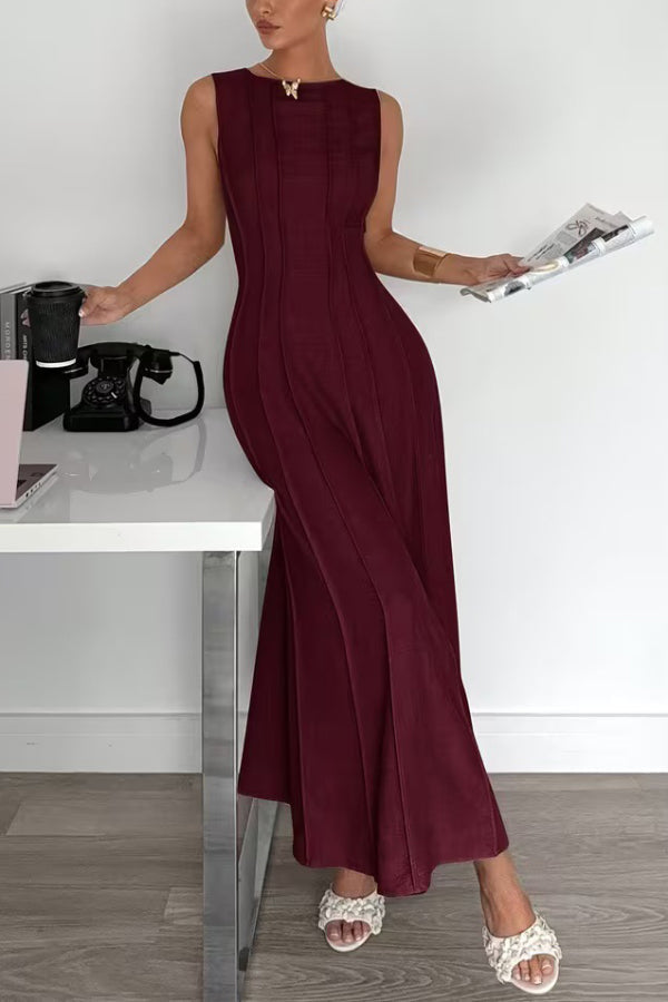 Anna-Berg | Solid Color Round Neck Sleeveless Dress