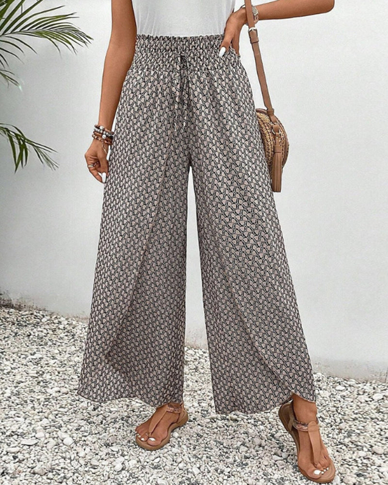 Anna-Berg | Sculpted Relaxed Wide Leg Trousers with a Timeless Finish
