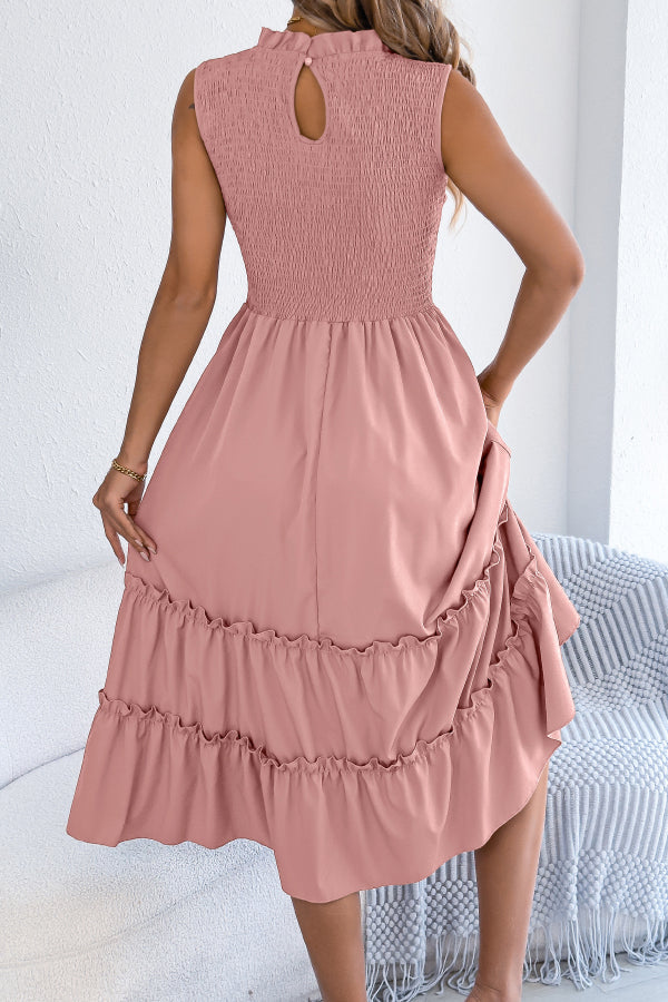 Anna-Berg | Solid Color Sleeveless Tucked Patchwork Dress