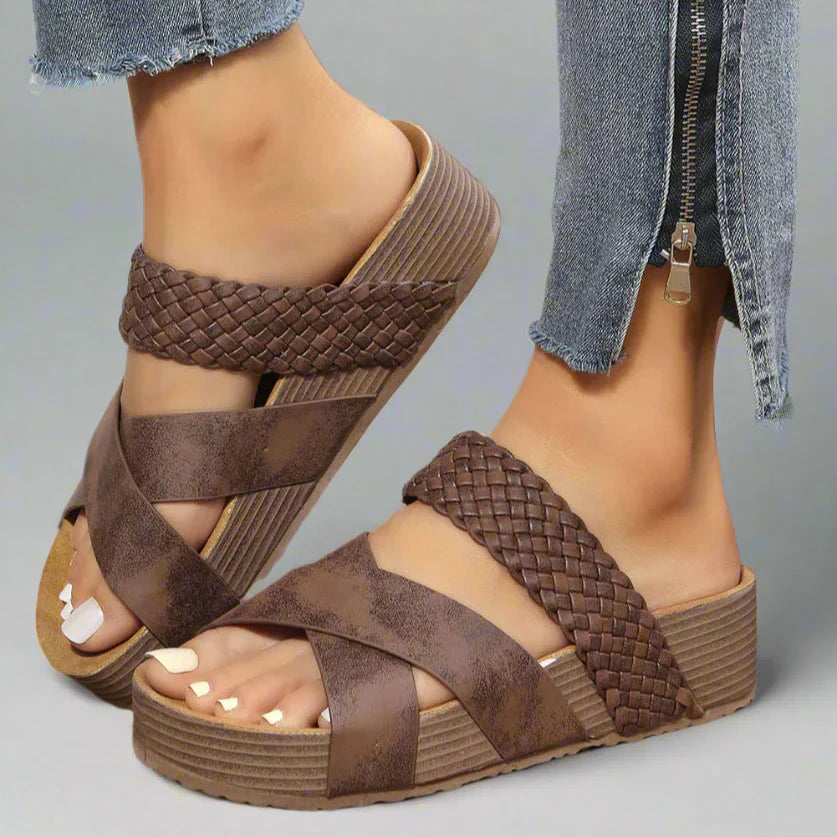 Anna-Berg | Sophisticated Orthopedic Sandals for a Polished Look