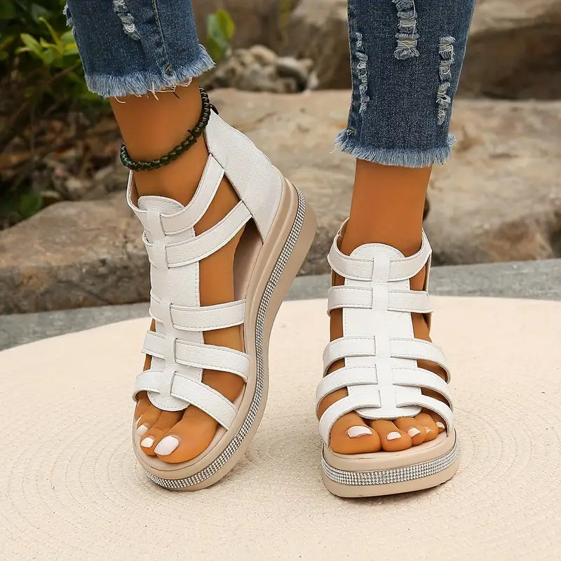 Anna-Berg | Feminine Wedge Sandals in a Flattering Cut