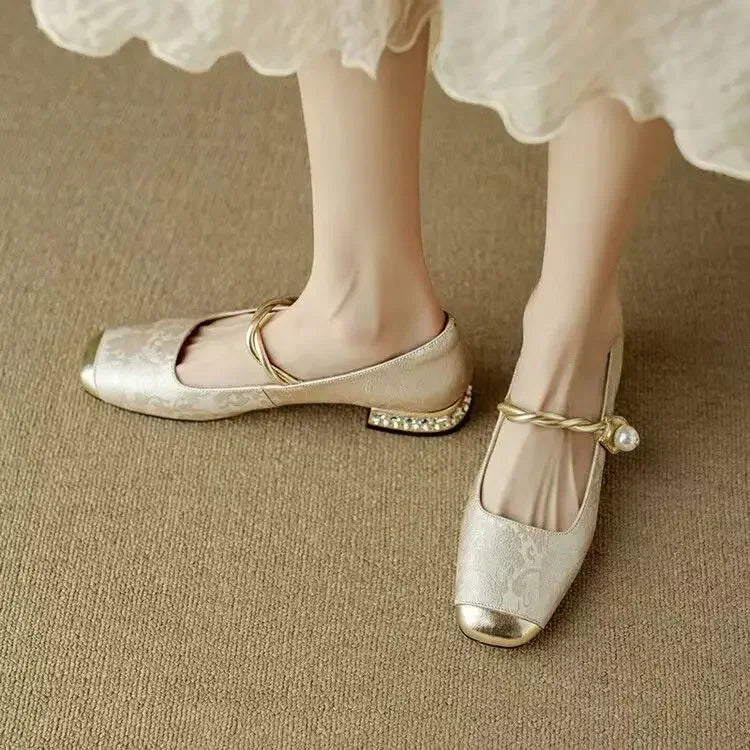Anna-Berg | Elegant Pointed Toe Pumps