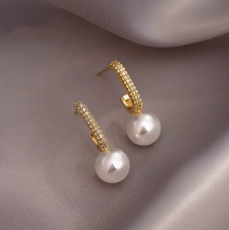 Elegant Light Gold Pearl Earrings