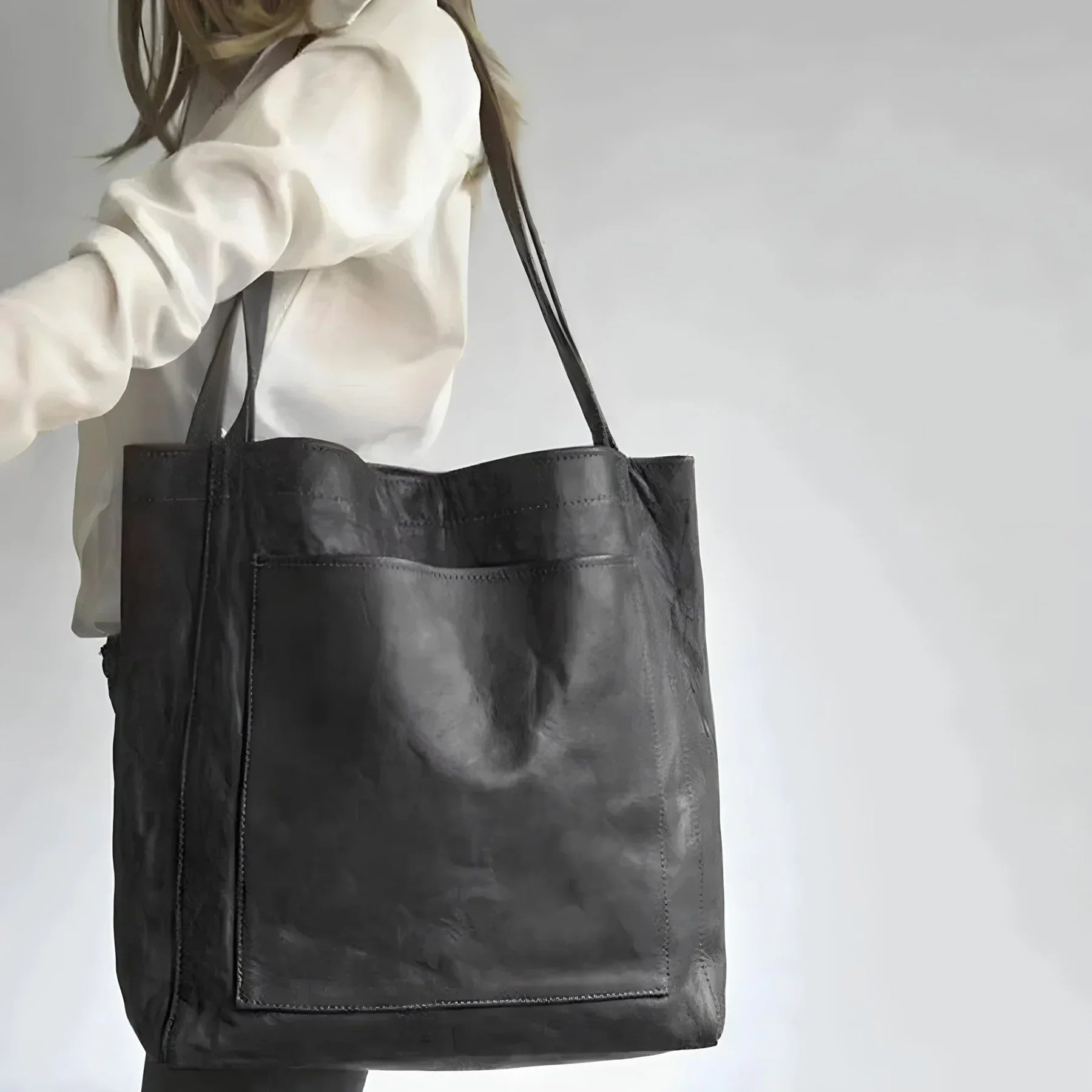 Anna-Berg |  Luxurious Vintage Leather Bag