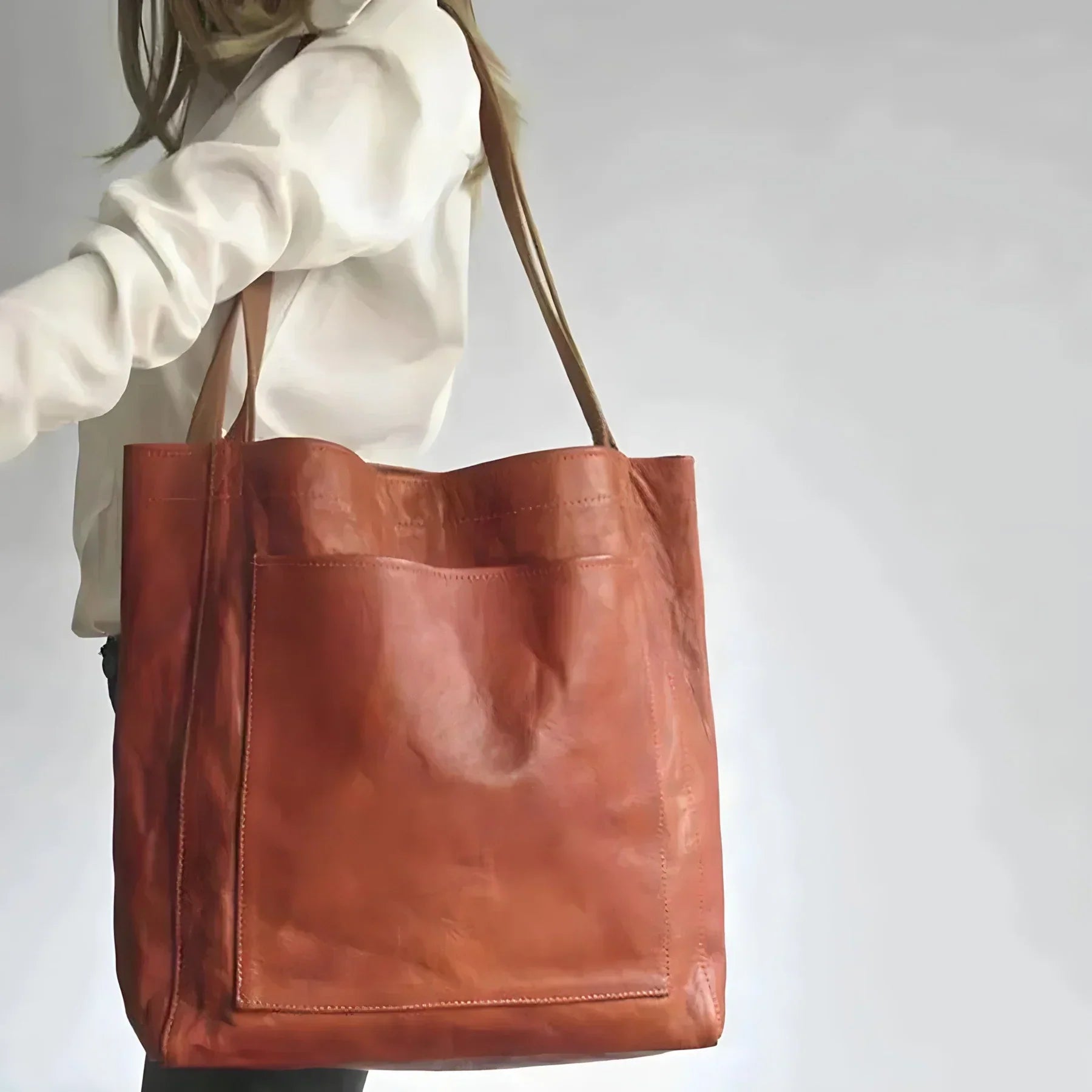 Anna-Berg |  Luxurious Vintage Leather Bag