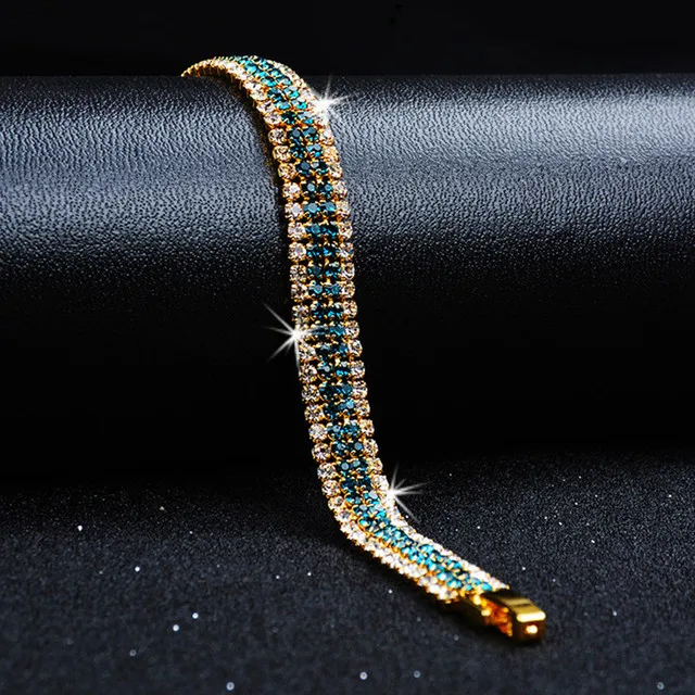 Elegant Green Light Bracelet