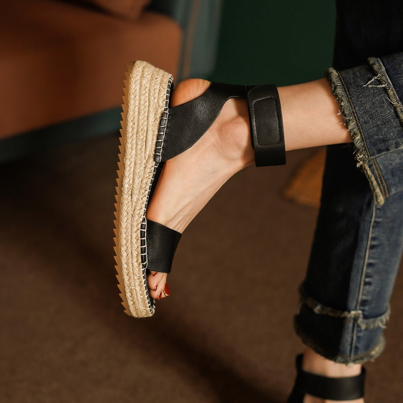 Anna-Berg | Black Ankle-Strap Leather Sandals