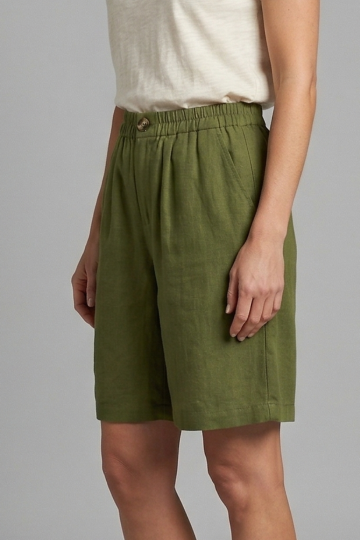 Anna-Berg | Effortless Elastic Waist Relaxed Fit Shorts