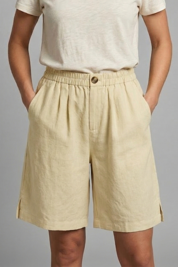 Anna-Berg | Effortless Elastic Waist Relaxed Fit Shorts