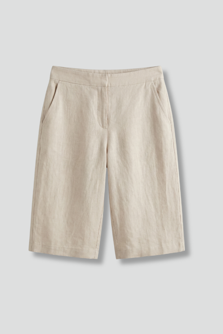 Anna-Berg | Elegant High Waisted Knee Length Shorts for a Polished Look
