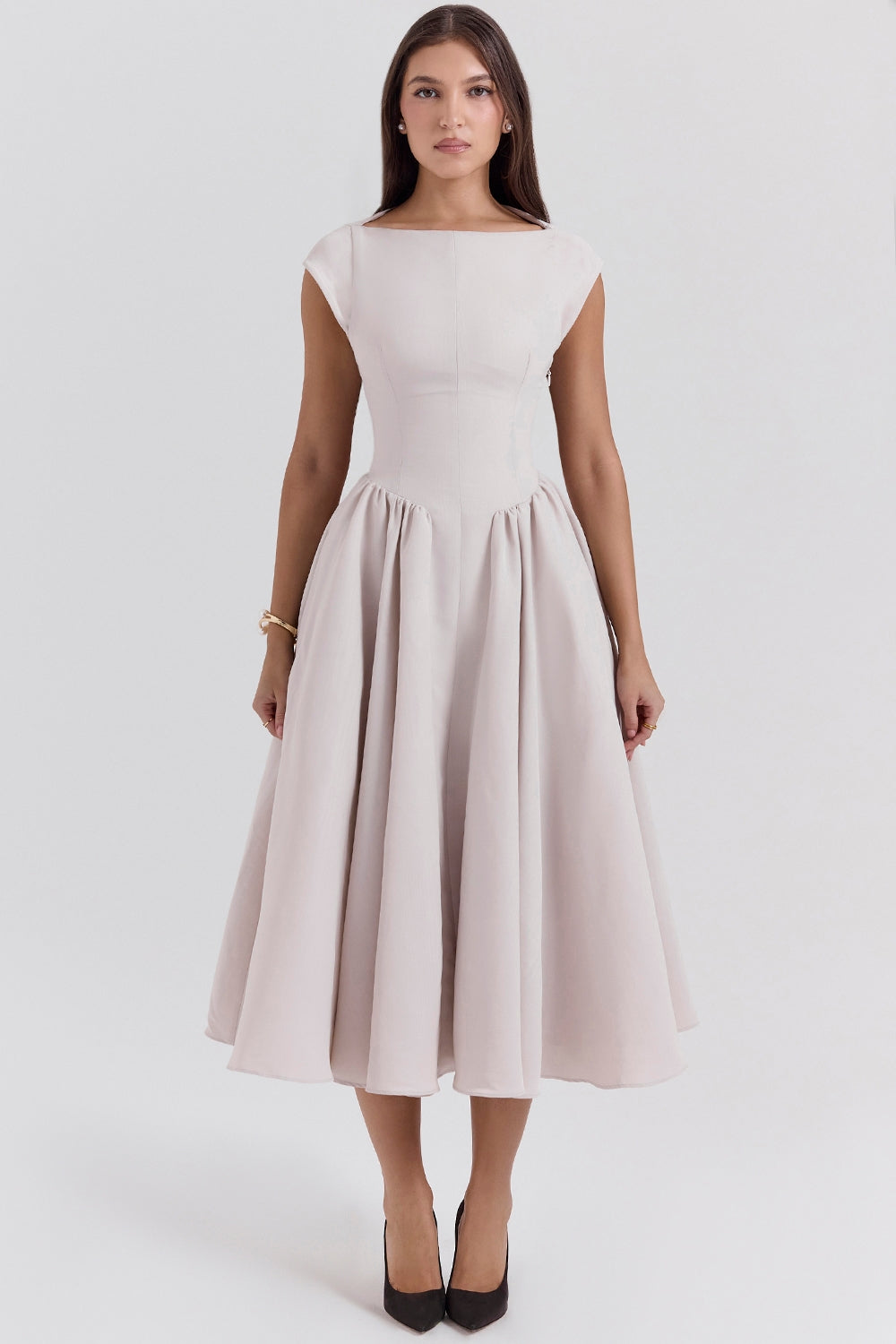 Anna-Berg | Effortless Backless Tulle Midi Dress for Every Occasion