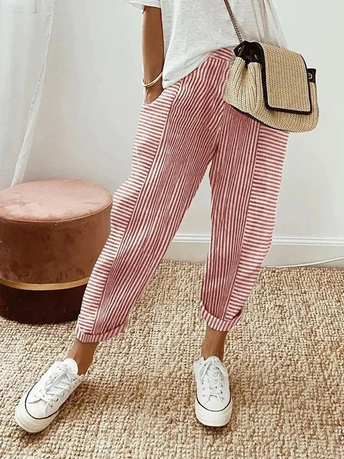 Anna-Berg | Feminine Striped Pants in a Flattering Cut